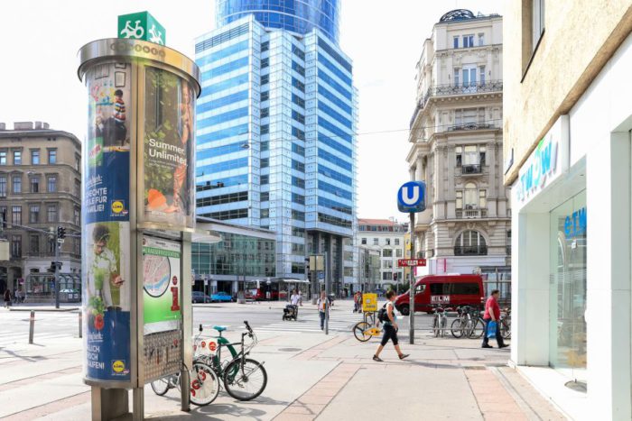Die Radservicestionen der Gewista sind eine Ergänzung zu dem bestehenden Wiener Pumpen. Die Stationen bietet aber neben „frischer Luft“ auch Werkzeug an, um kleinere Reparaturen selbst durchzuführen. Foto: Gewista